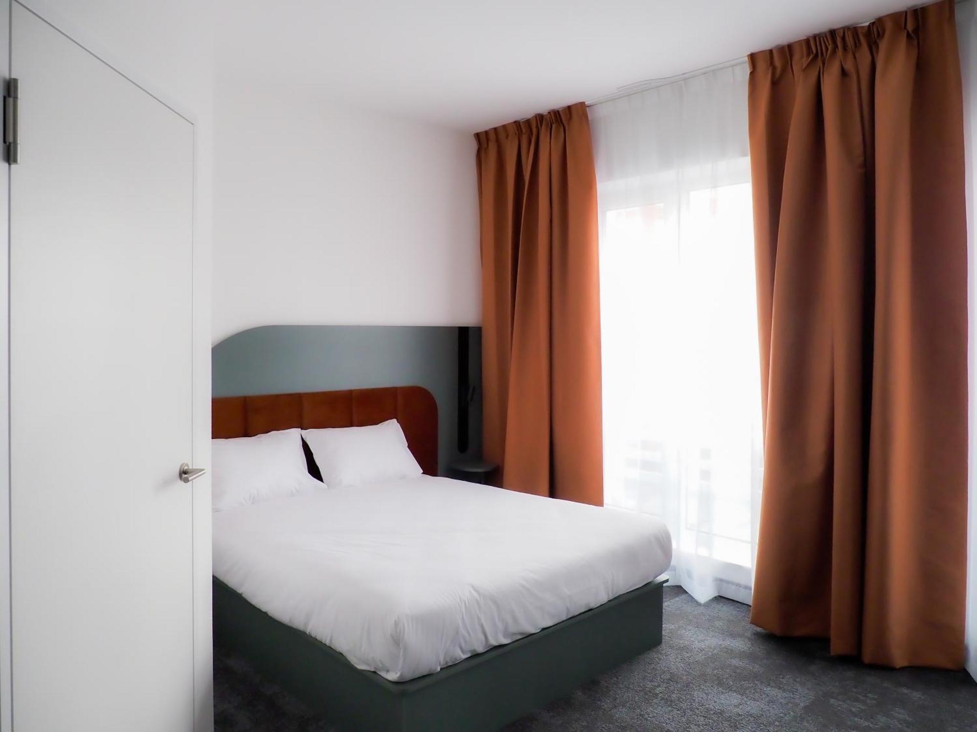 B&B Hotel Leszno Exterior foto